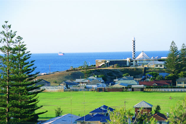Bunbury Lighthouse from a distance