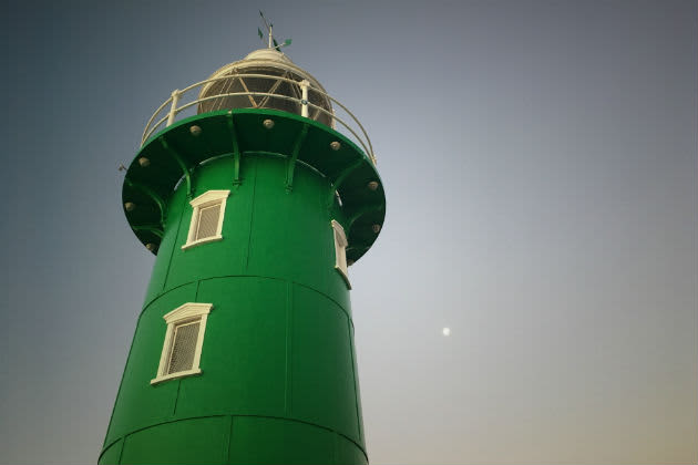 The green South Mole Lighthouse in Fremantle