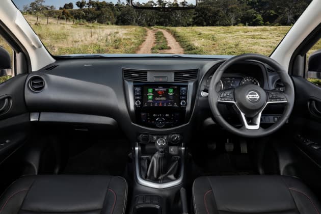 Dashboard and steering wheel of Navara Ute