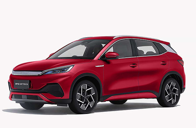A red BYD Atto 3