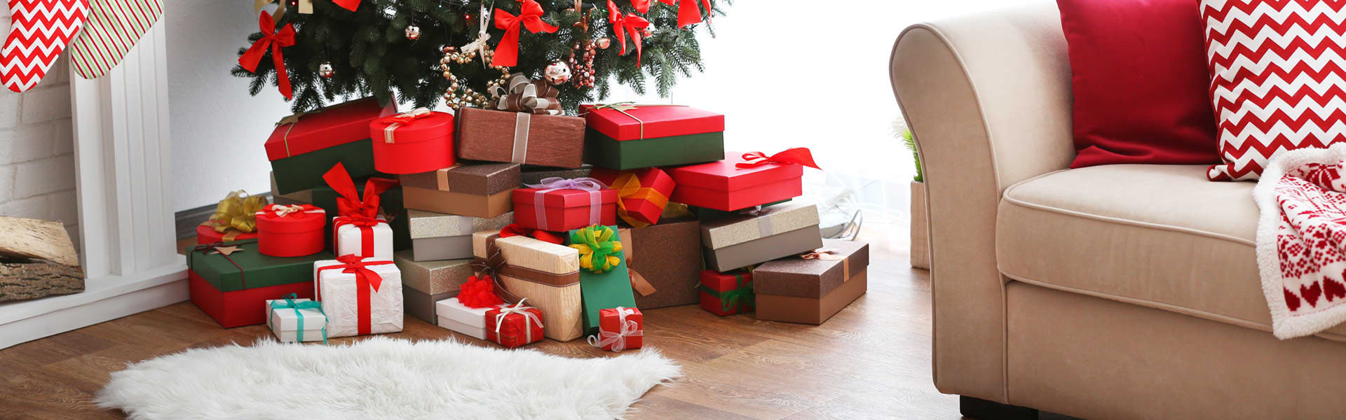 A Christmas tree with gifts