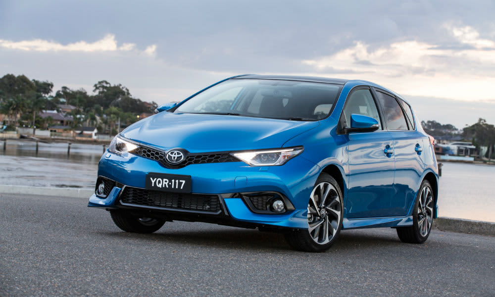 Blue 2016 Toyota Corolla