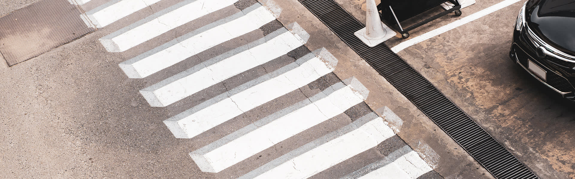 Traffic calming 3D crosswalk