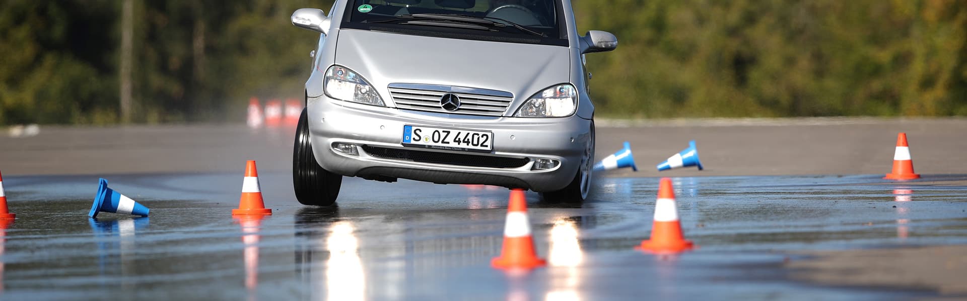 car-safety-fails-skidding