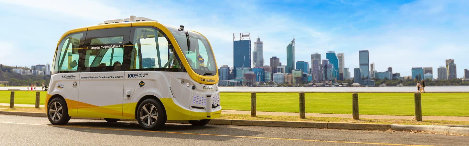 Intellibus along south Perth foreshore