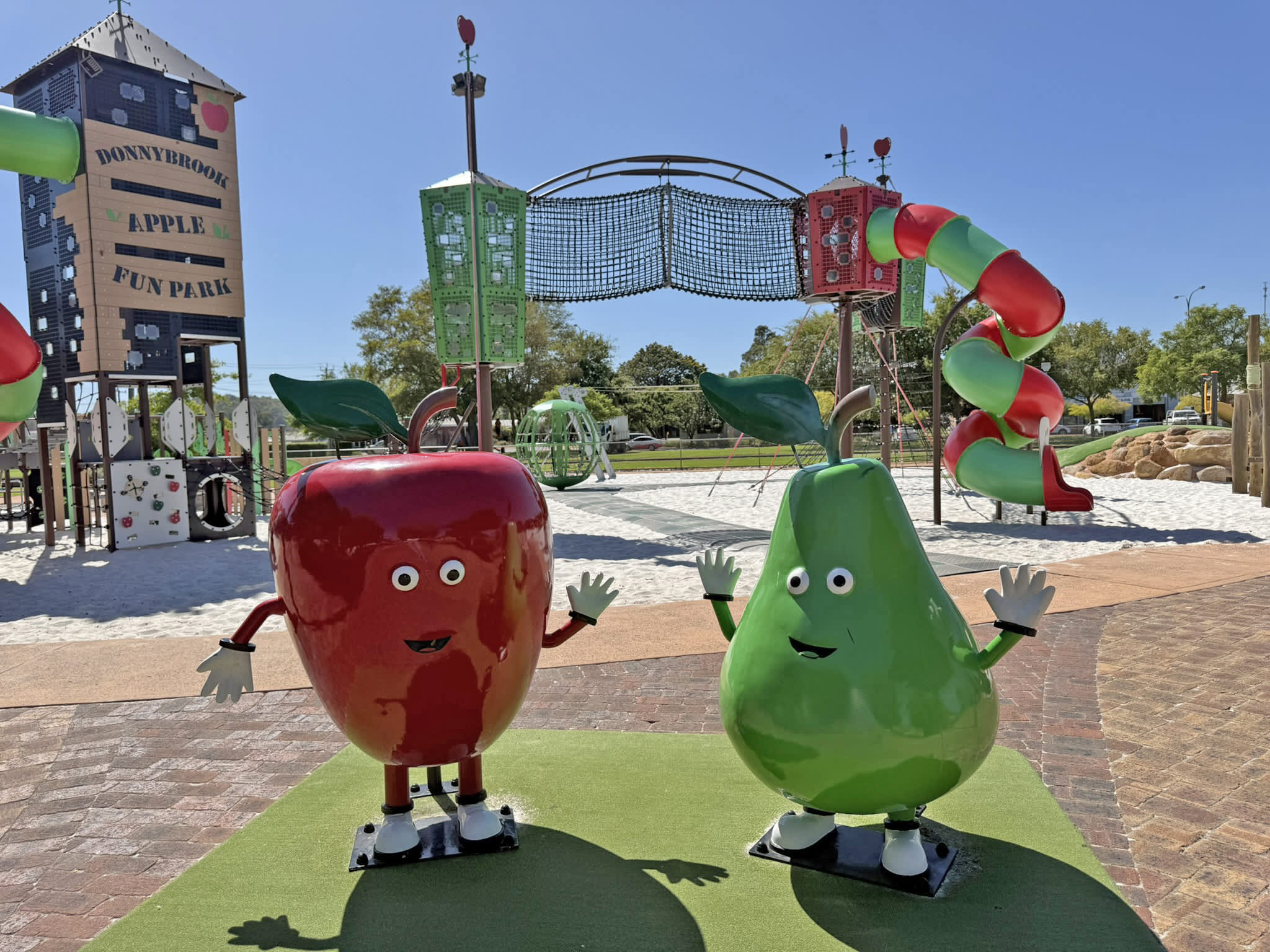 Two apple-shaped statues in Donnybrook's Apple Fun Park