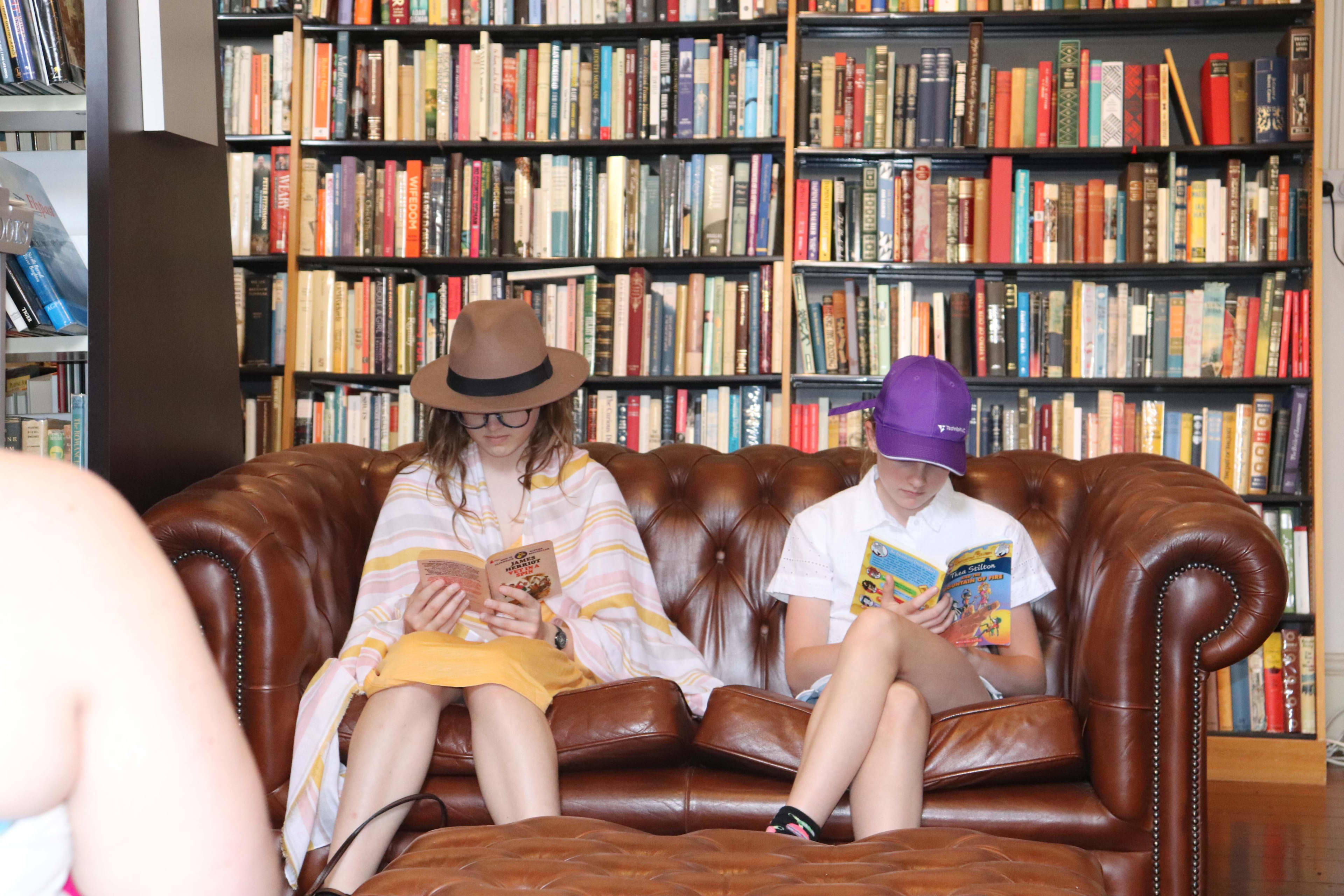 Two people reading in Barclays