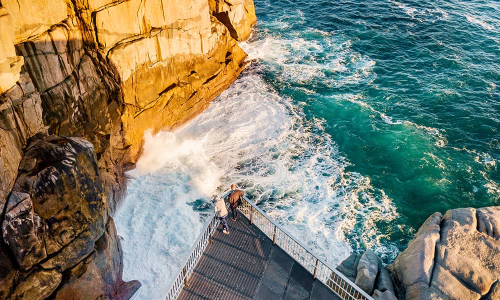 Image of a natural bridge in Albany