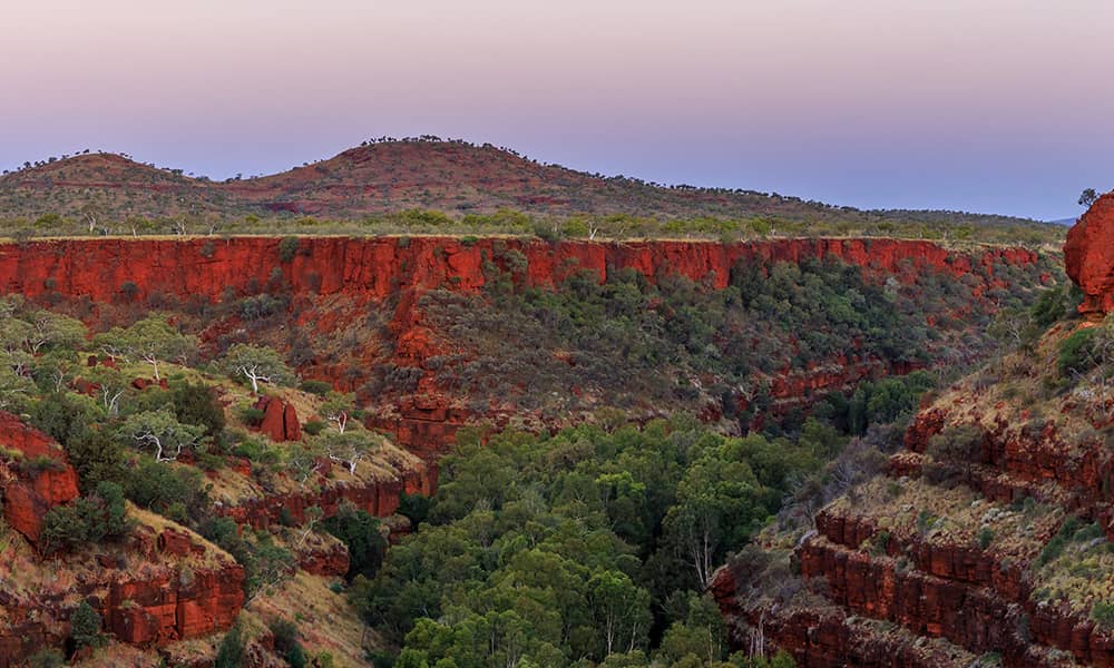 Image of a lookout in Karijini