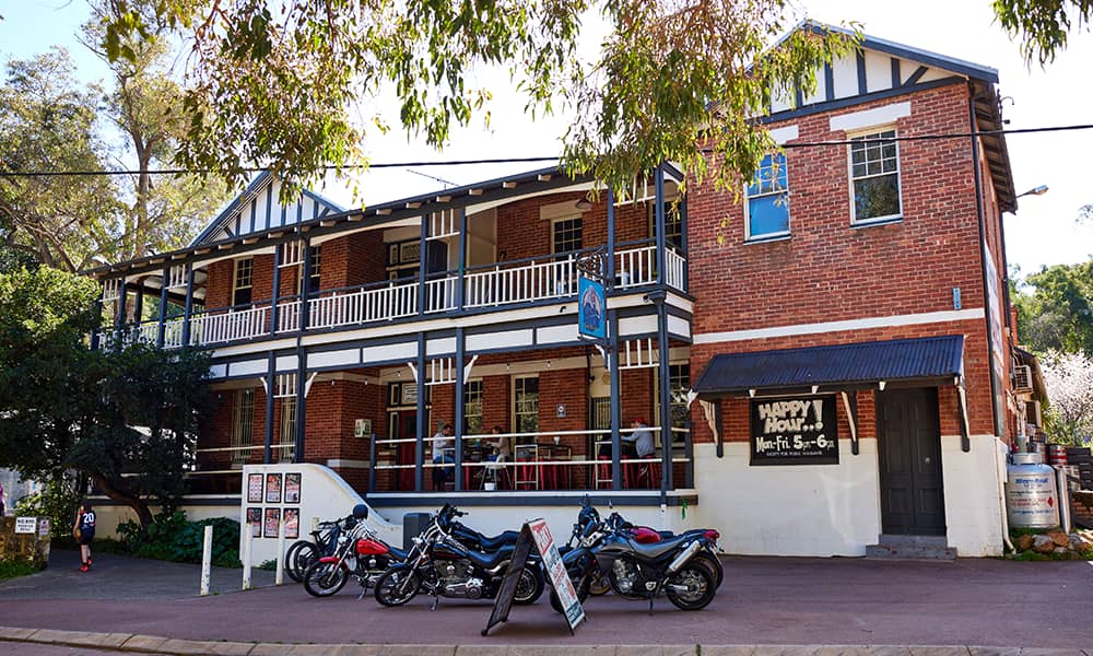 Parkerville Tavern building face. Image credit: Perth Hills Tourism Alliance