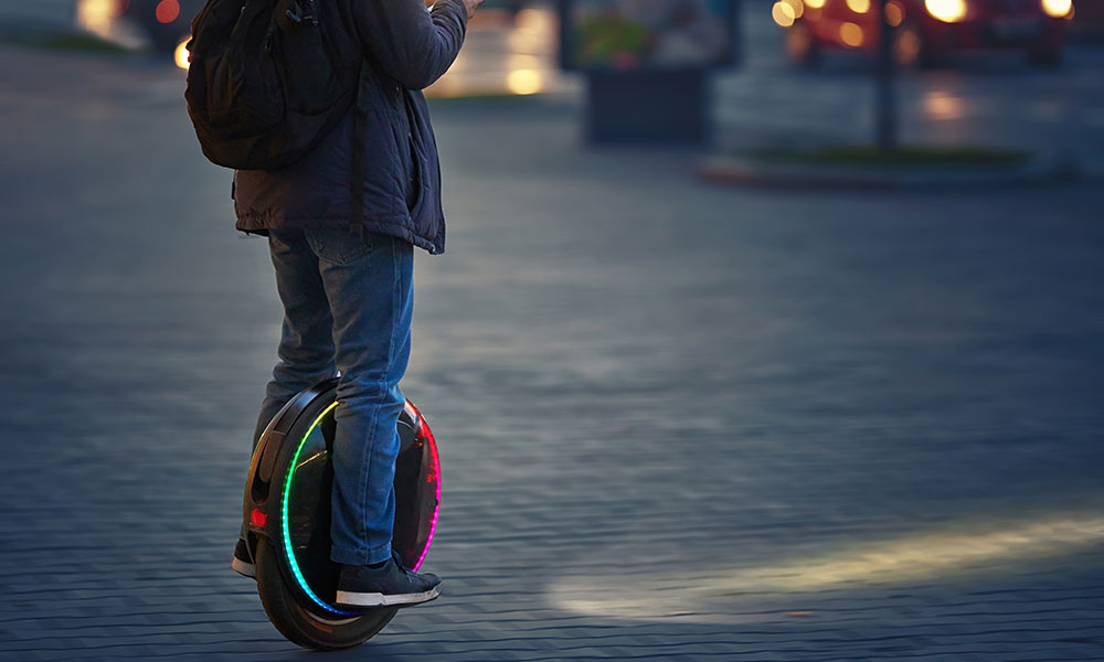 Erideable Rac E-scooter, e-skateboards and e-unicycles - what are the options? | RAC WA